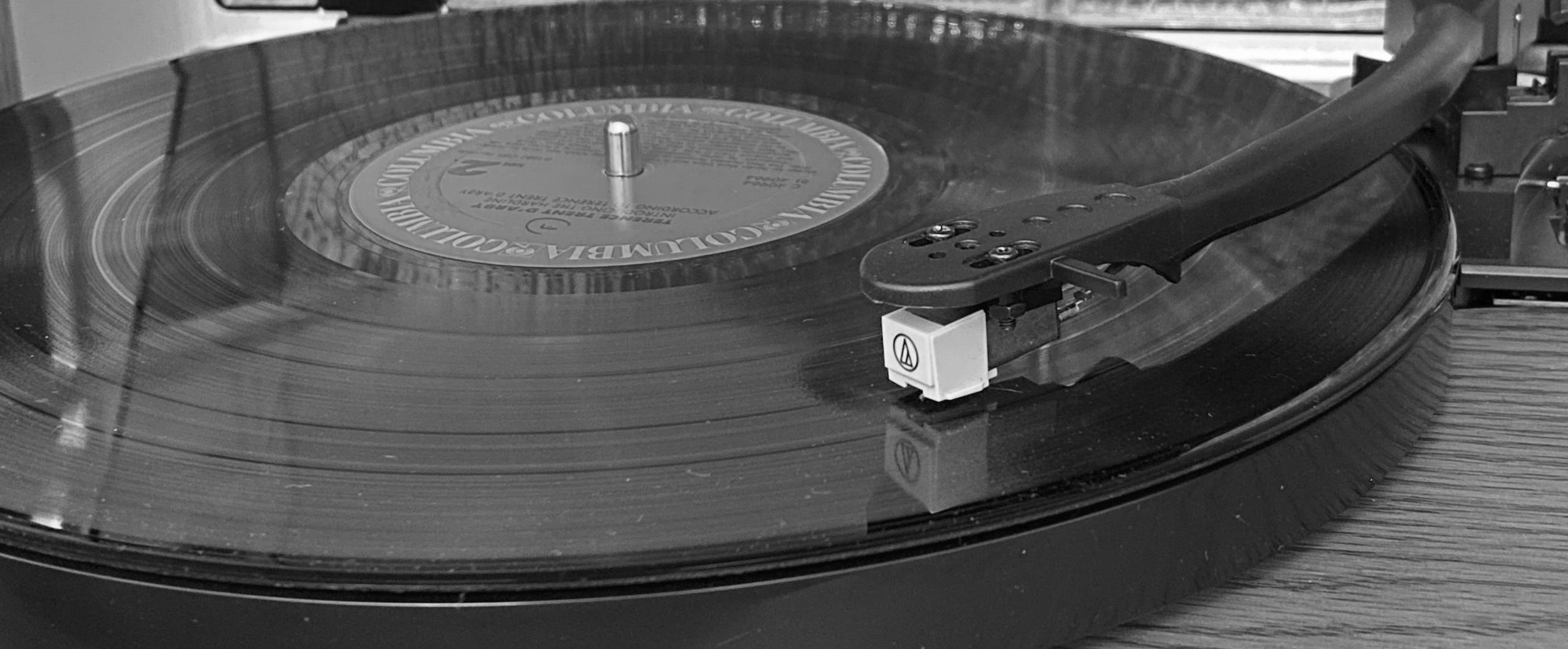 Как записывают виниловые пластинки?