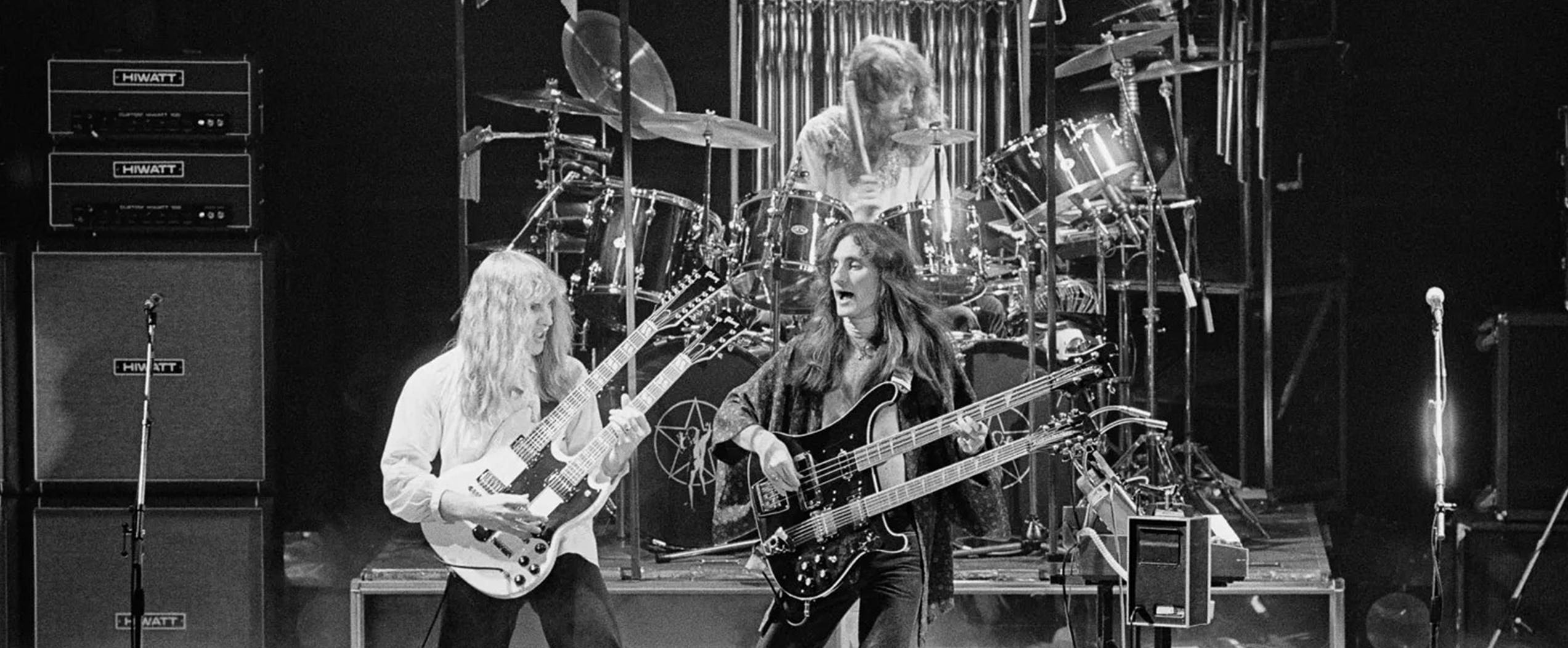 Роскошный альбом одной из лучших рок-групп мира