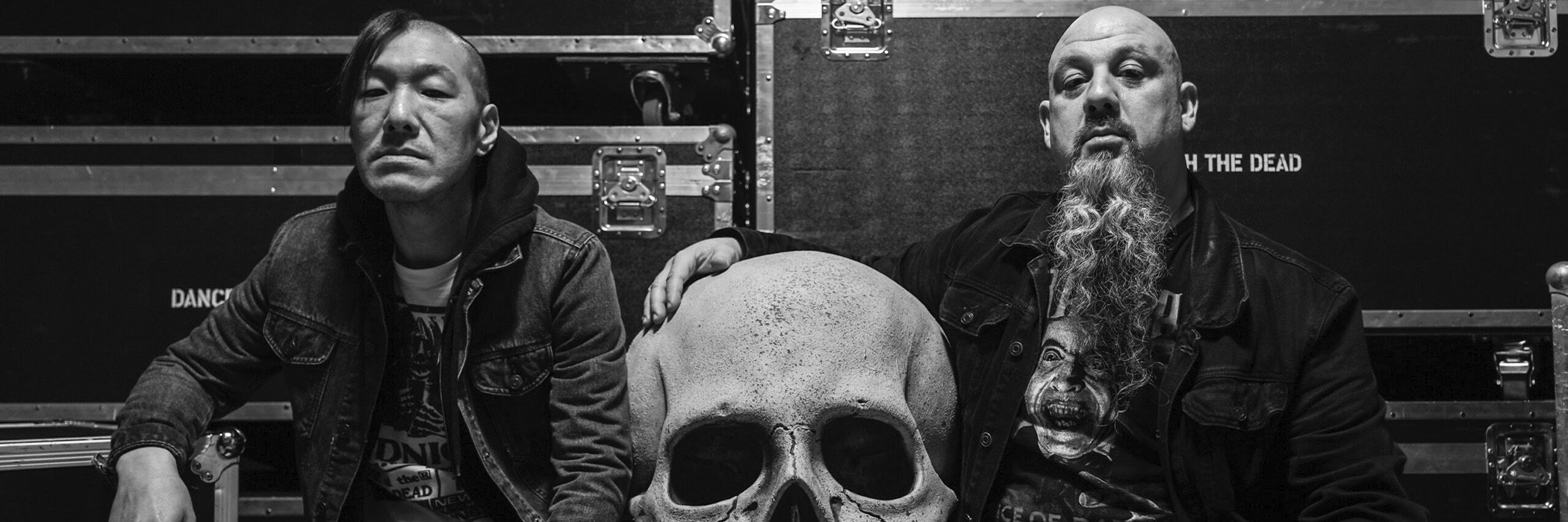 Dance with the Dead: тёмные принцы ретровейва