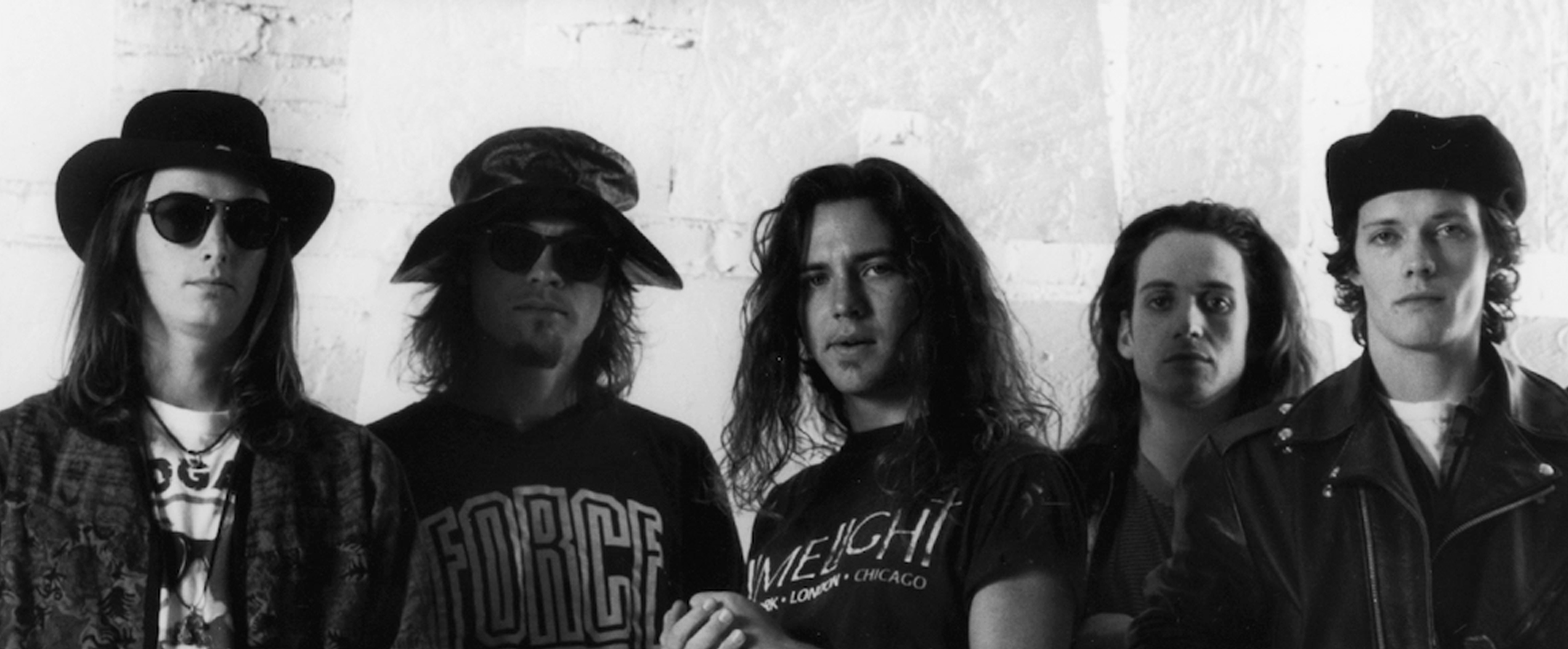 Pearl Jam против Nirvana