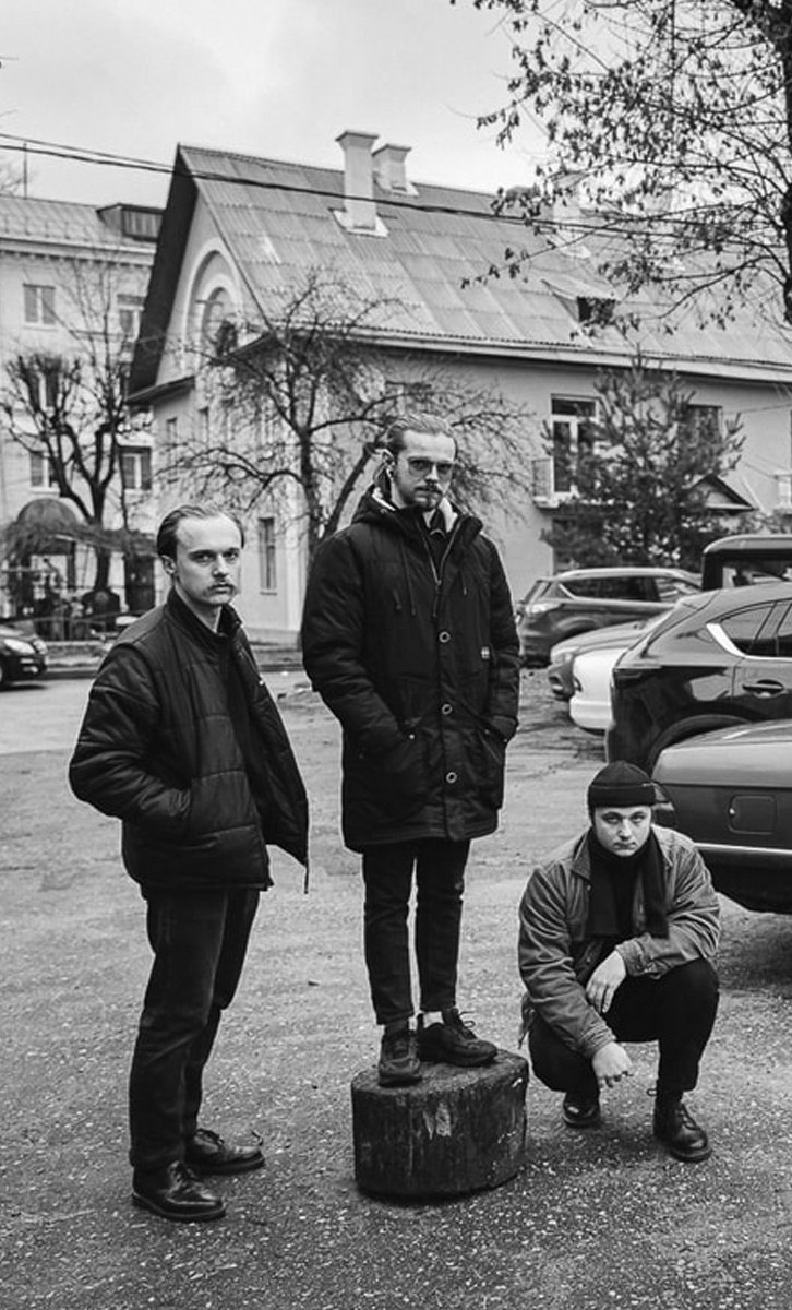 Молчат Дома