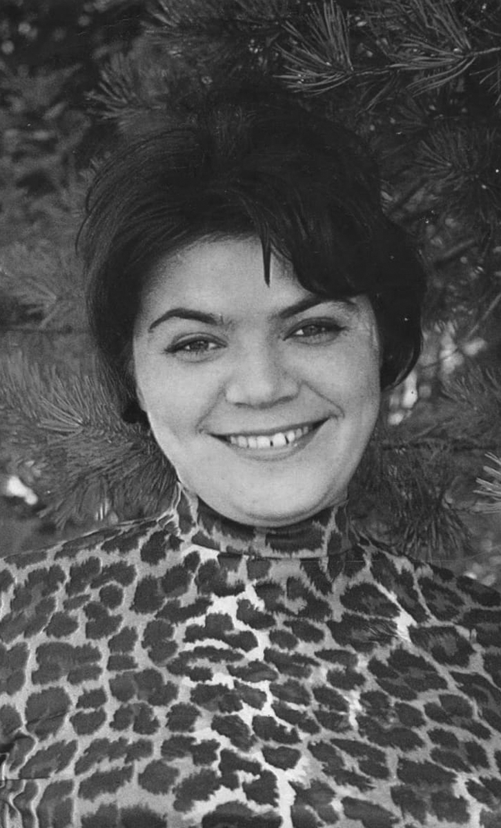 Майя Кристалинская