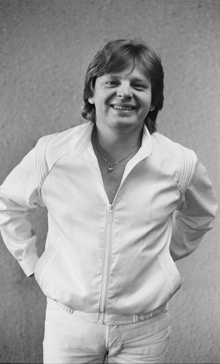 Юрий Антонов