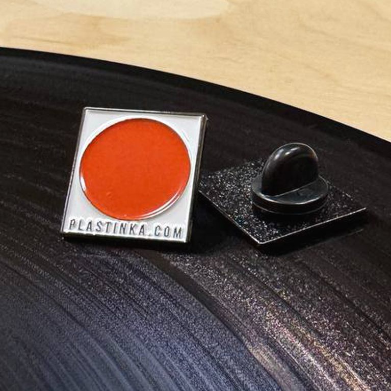 *Значок Plastinka Оранжевый Круг
