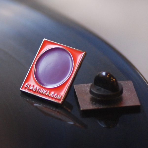 *Значок Plastinka Фиолетовый Круг