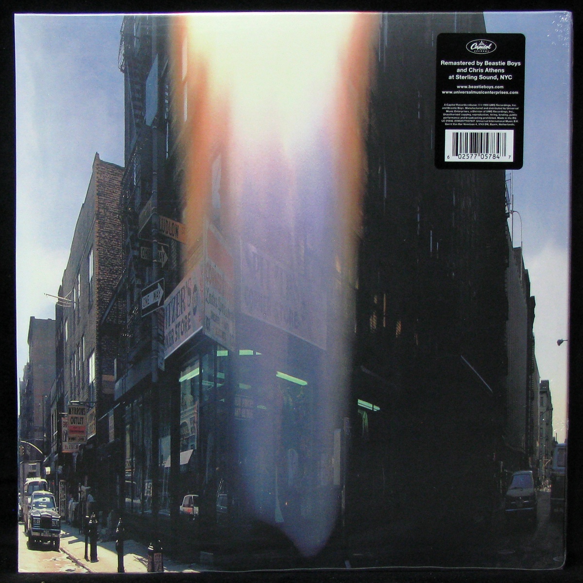 LP Beastie Boys — Paul's Boutique фото 2