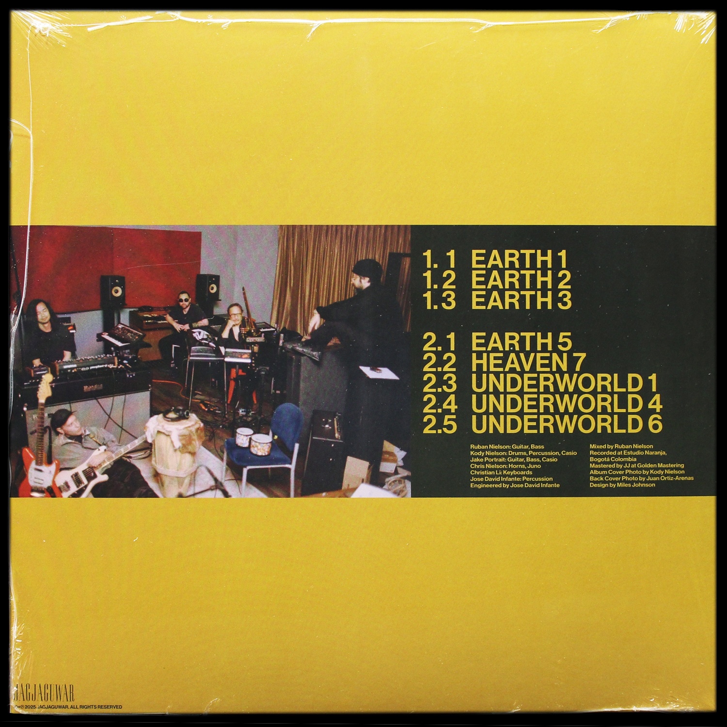 LP Unknown Mortal Orchestra — IC-02 Bogota фото 2