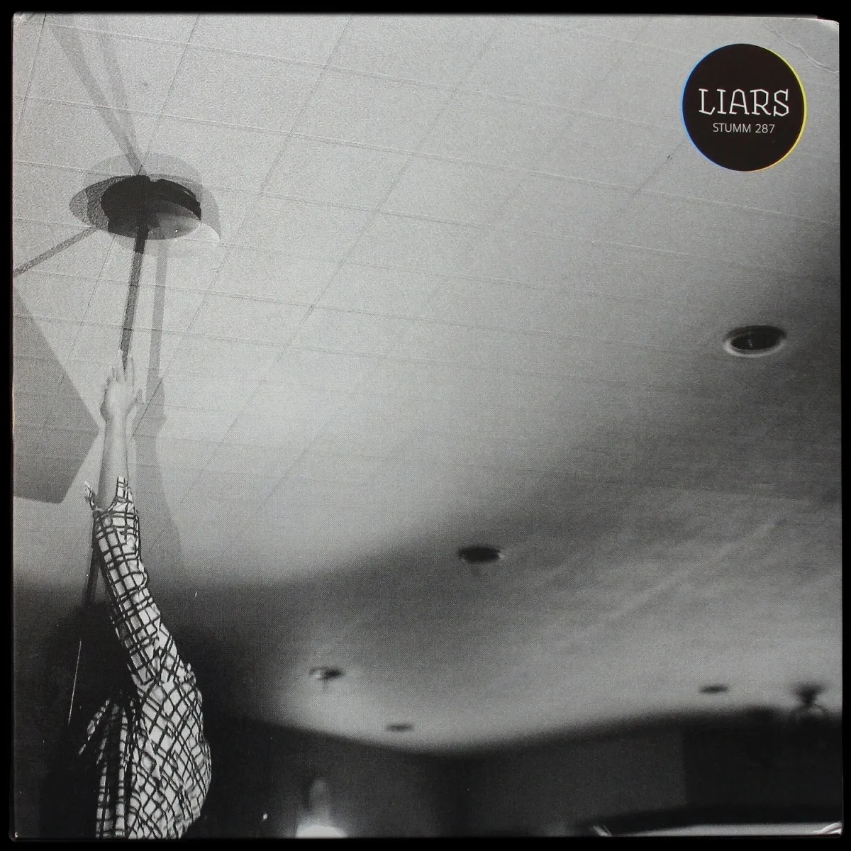 LP Liars — Liars фото