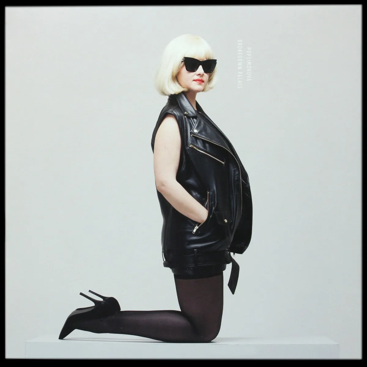 LP Popsimonova — Brokedown Palace фото