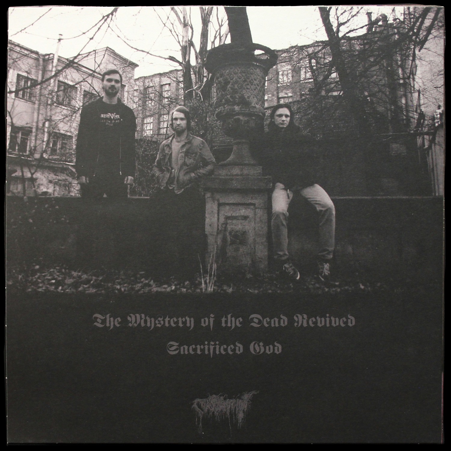 LP Grave Disgrace — Mystery of the Dead Revived фото 2