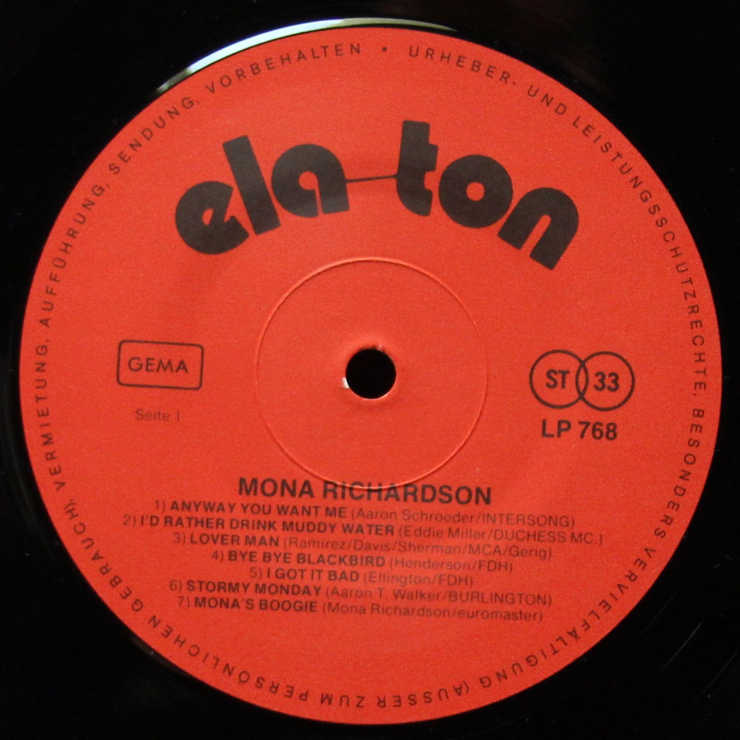 LP Mona Richardson — Live фото 2