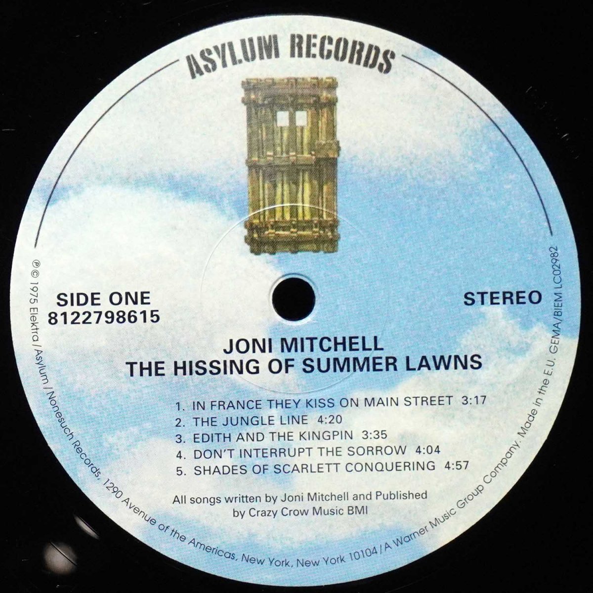 LP Joni Mitchell — Hissing Of Summer Lawns фото 3