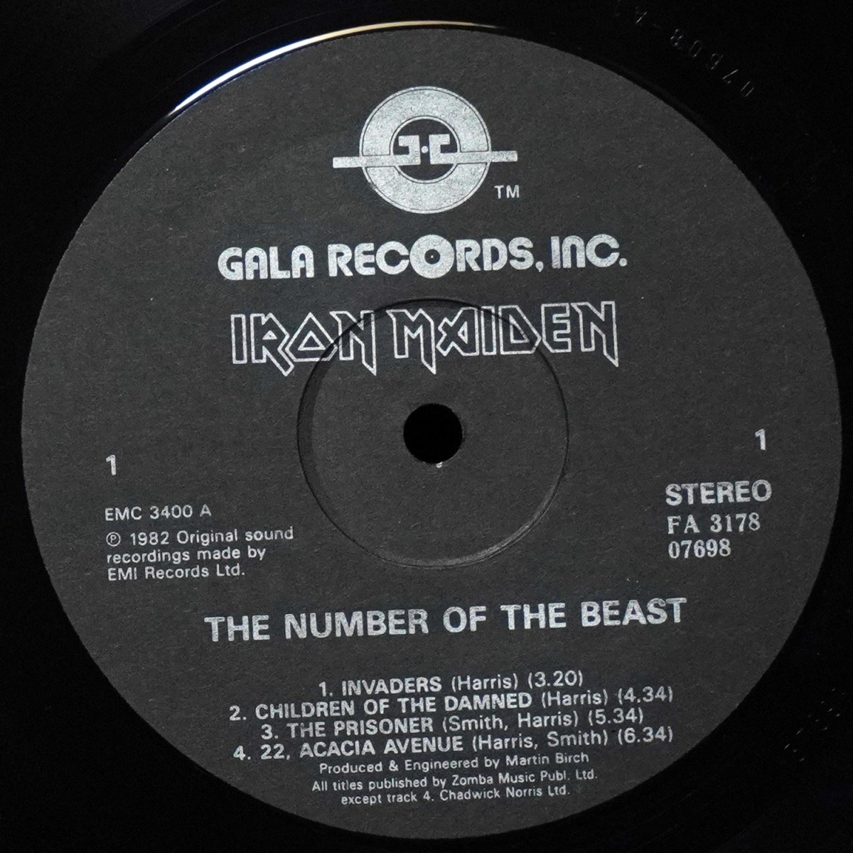 LP Iron Maiden — Number Of The Beast фото 3
