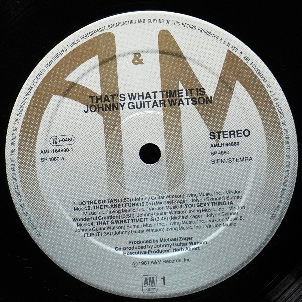 LP Johnny Guitar Watson — That's What Time It Is фото 2