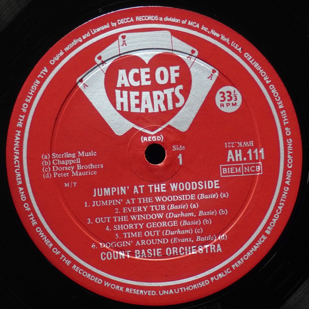 LP Count Basie Orchestra — Jumpin' At The Woodside фото 2
