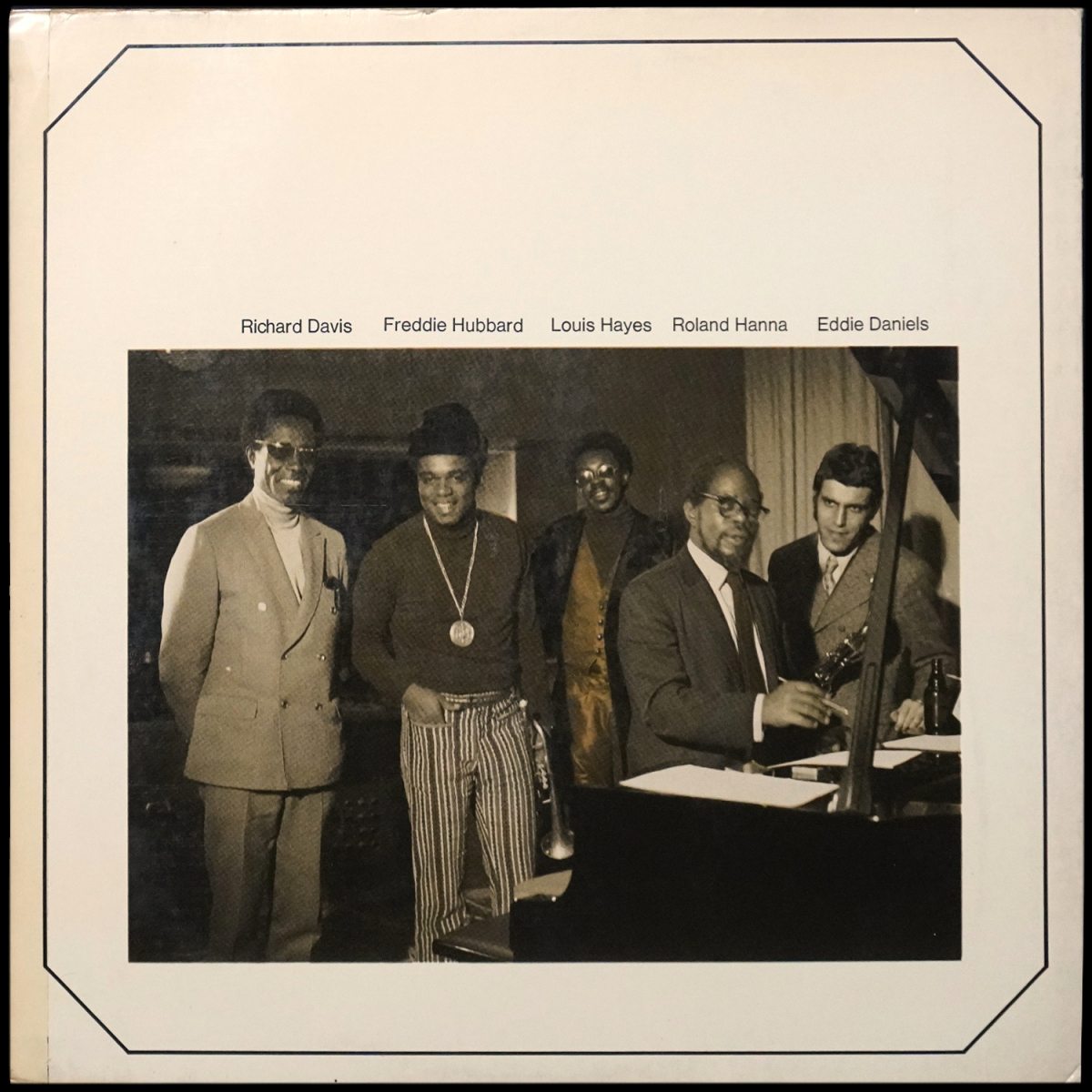 LP Freddie Hubbard — Hub Of Hubbard фото 2