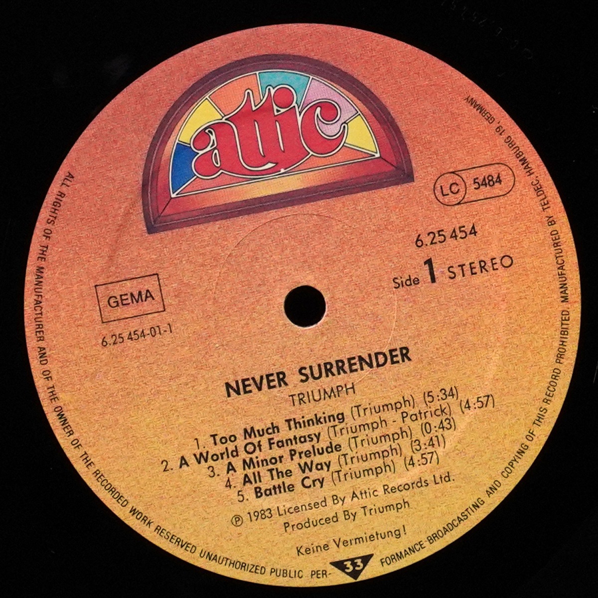 LP Triumph — Never Surrender фото 3