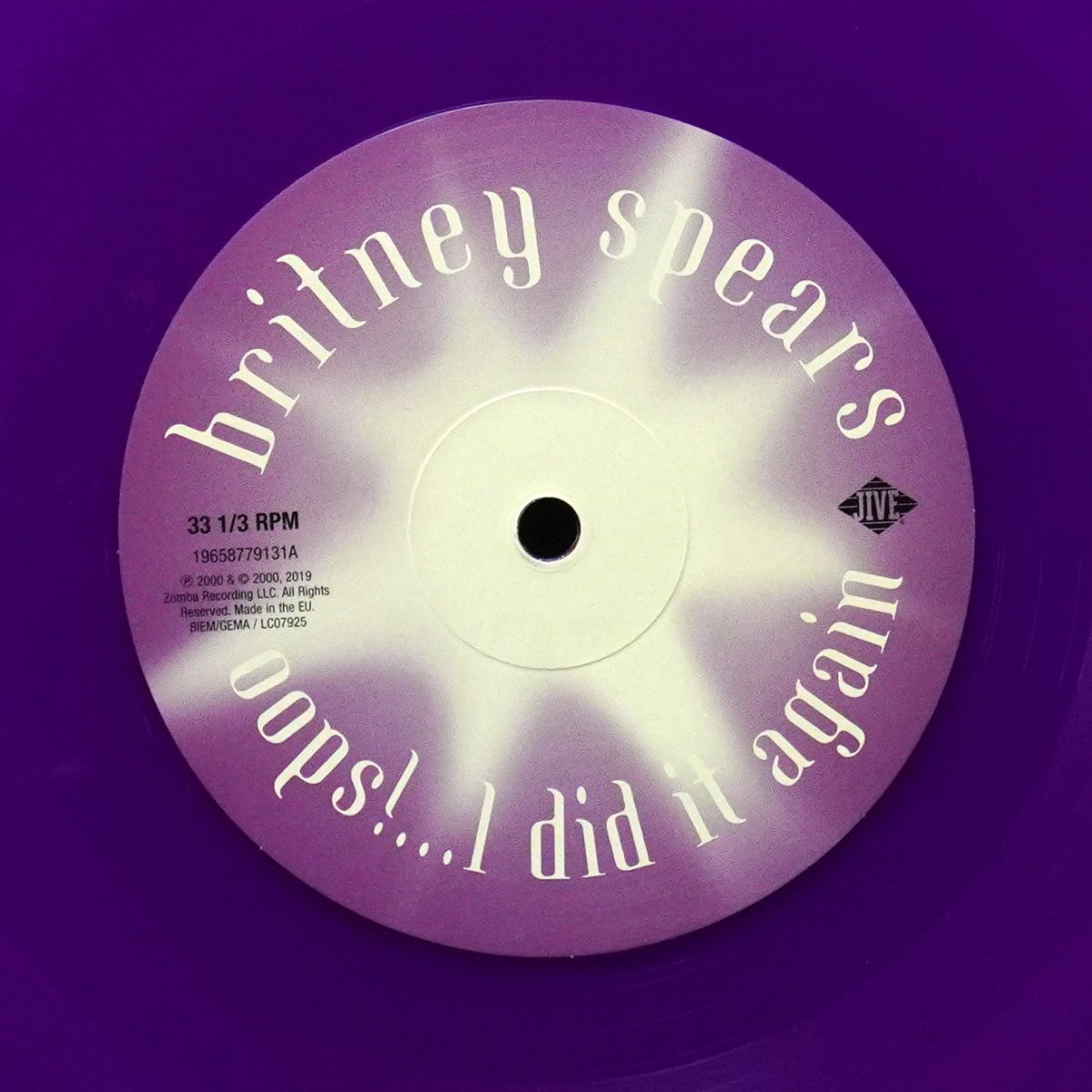 LP Britney Spears — Oops!...I Did It Again (цветной винил) фото 3