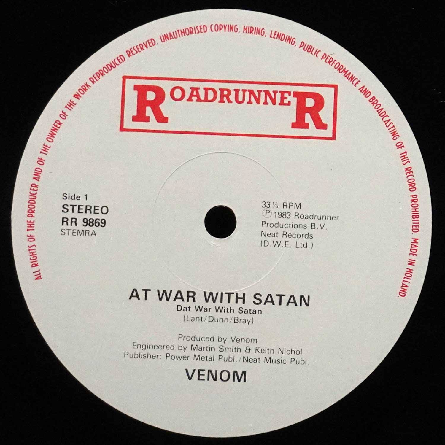 LP Venom — At War With Satan фото 3