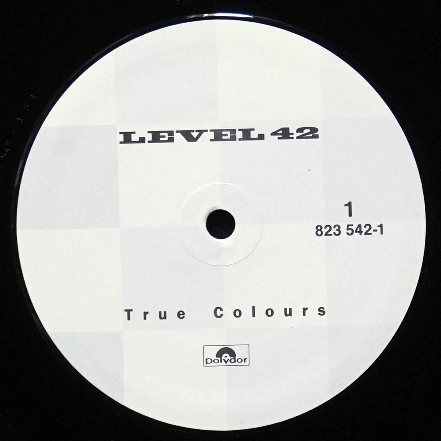 LP Level 42 — True Colours фото 2