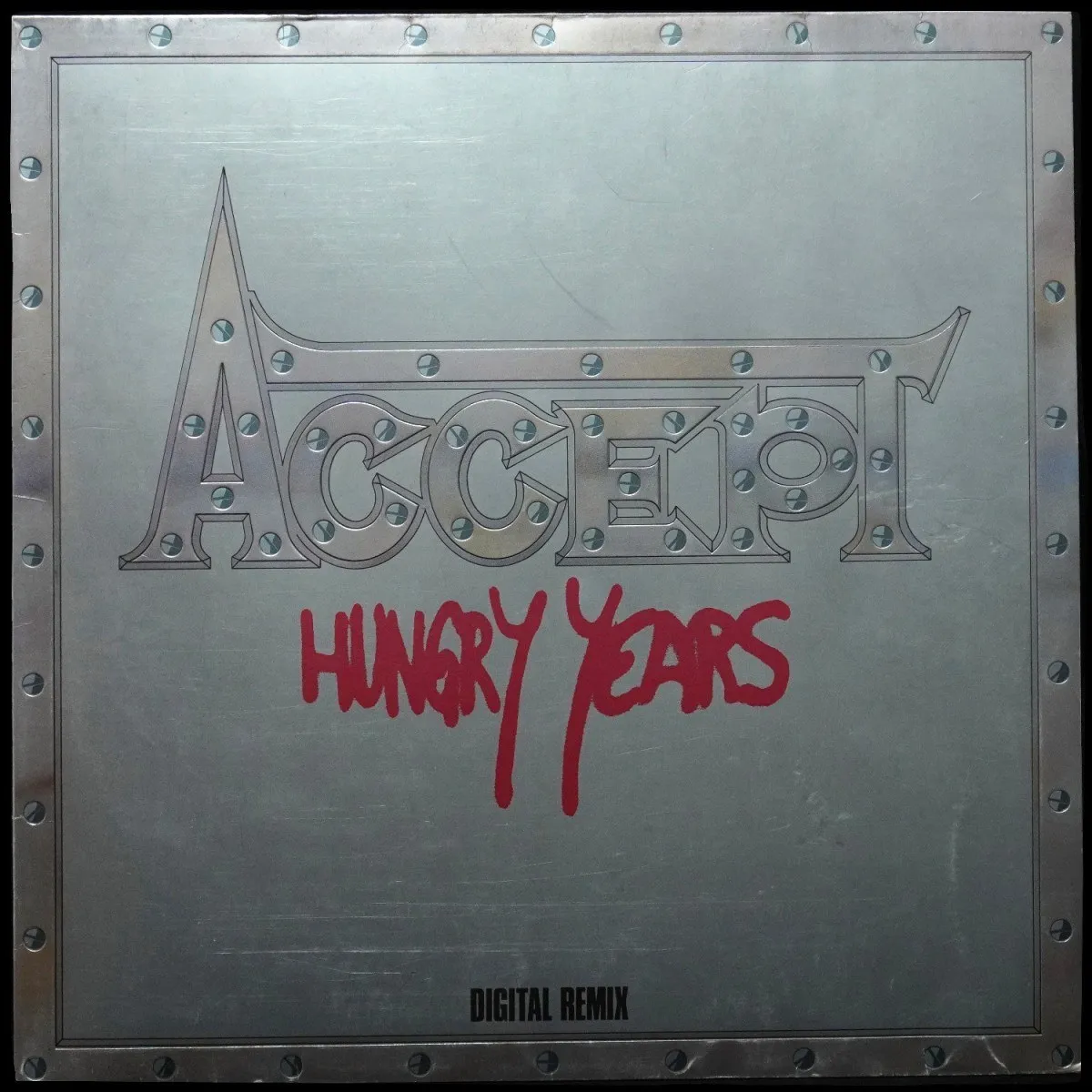 LP Accept — Hungry Years фото