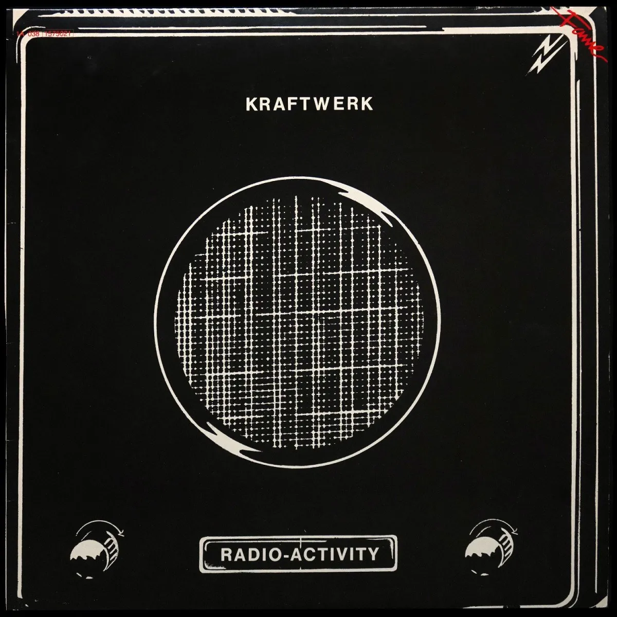 LP Kraftwerk — Radio-Activity фото