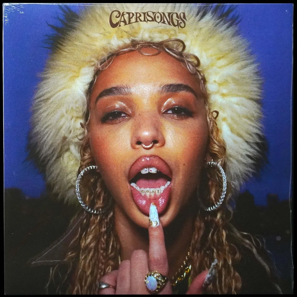 LP FKA Twigs — Caprisongs фото